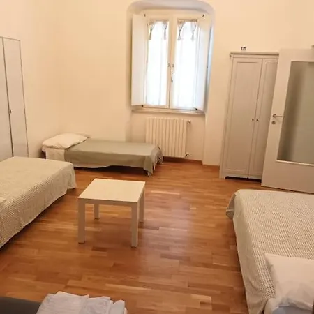 Angelo - Alloggio Centralissimo Piccolo E Confortevole بيت للعطل *